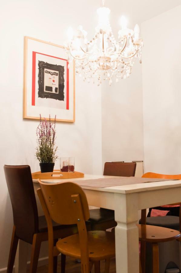 Beautiful Park Apartment For 4 Guests 베를린 외부 사진